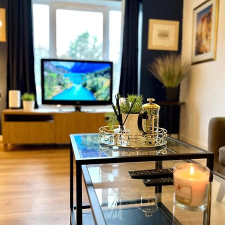 Apartmán Ground Floor Flat With Free Parking & Wifi Glasgow Exteriér fotografie